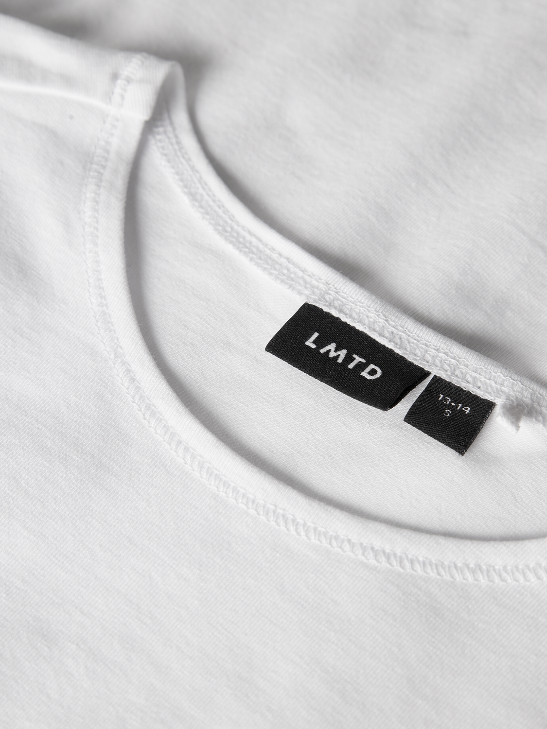 LMTD - Top - Bright white - Ovas